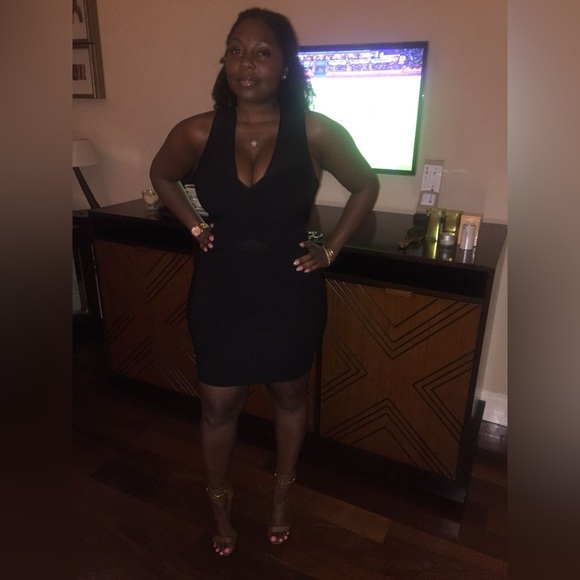 Yigal Azrouel lambskin lined mini dress Sz 4 GREAT Condition. Worn Once - Picture 9 of 10